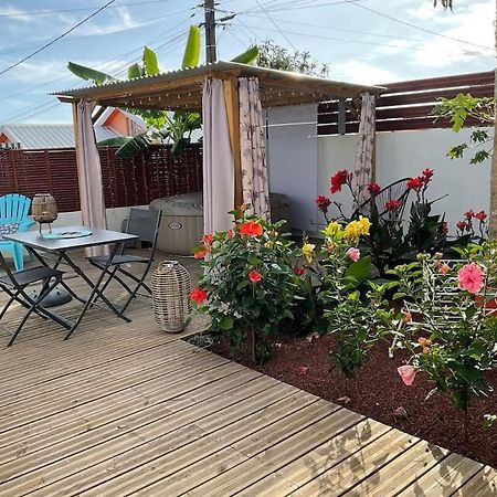 La Kaz Hibiscus, Jacuzzi Prive Villa Le Tampon Kültér fotó